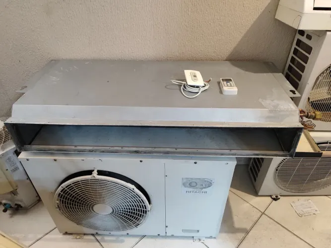 Ar condicionado Split Duto Hitachi Quente e Frio 220V 36000 BTUS 