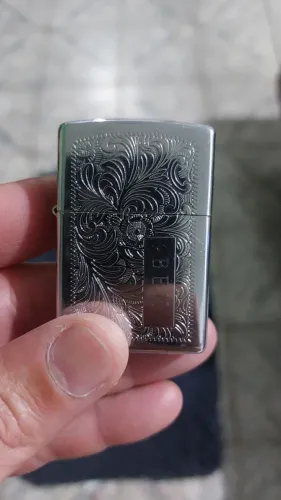 Isqueiro zippo