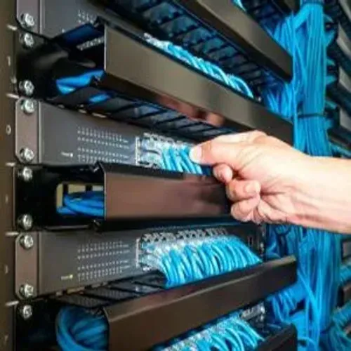 Suporte de TI e Redes para Empresas - Wi-Fi, Servidores e Backup