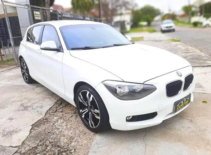 BMW 118IA / Urban/sport 1.6 TB 16V 170cv 5P 2014