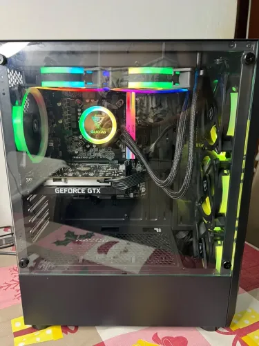 PC GAMER + MONITOR AOC 144HZ