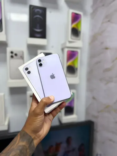 IPHONE 11 256GB<br>SEM FACE ID<br>R$ 999,00