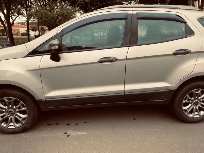 Ford Ecosport Freestyle 1.6 16V Flex 5P 2014
