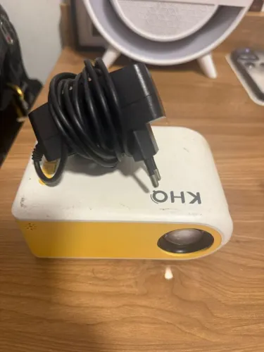 PROJETOR PORTÁTIL KHQ 