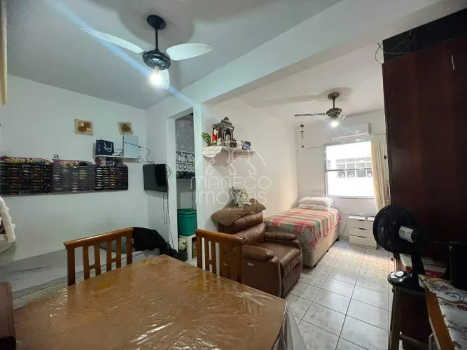 KITNET À VENDA NA PONTA DA PRAIA | 30 M² | 1 QUADRA DA PRAIA | ÓTIMA OPÇÃO PARA INVESTIMEN