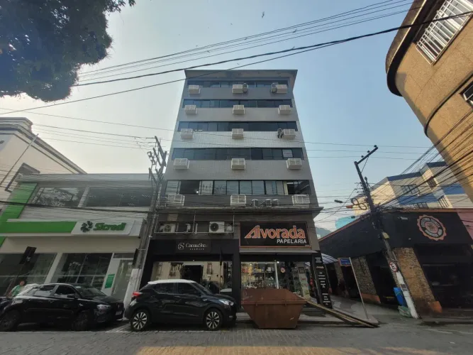Sala Comercial para Venda em Angra dos Reis, Centro, 1 banheiro