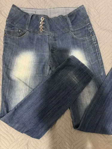 Calça jeans feminina TAM 42