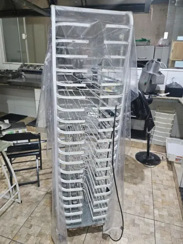 Estante/estufa para descanso de massas 220v