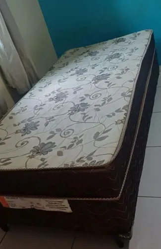 Cama de solteiro