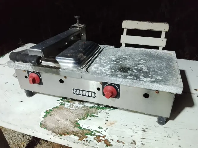 Vende-se chapa de Sanduíche 