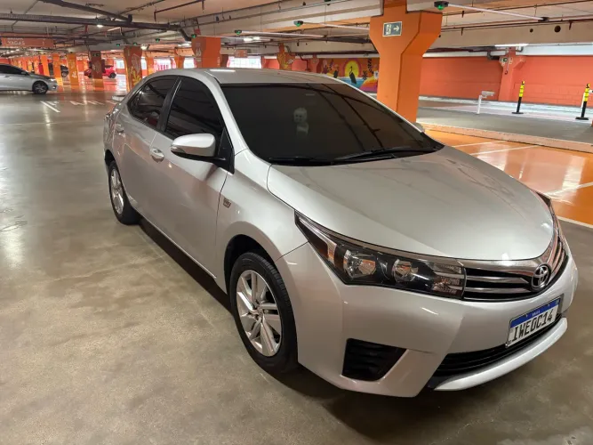 Toyota Corolla GLI 1.8 Flex 16V Aut. 2015