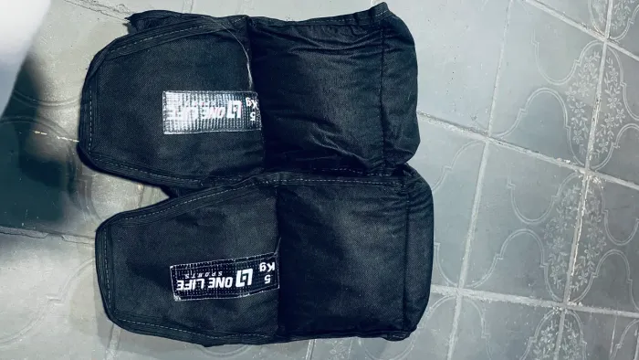 Caneleiras 4, 5 e 10 kg para treino/academia. 40 reais