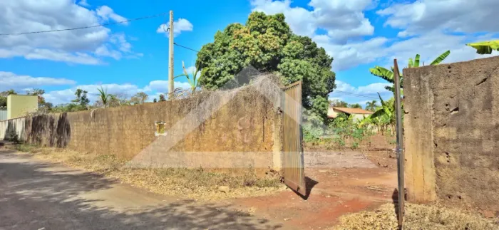 Terreno residencial à venda no Condomínio Recreio Internacional, próximo à Av. Henri Nestl