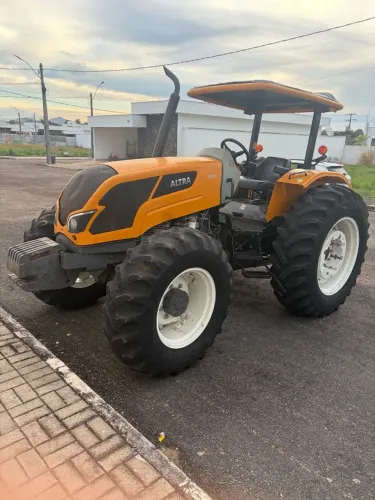 TRATOR VALTRA 990R - ANO 2019 - C/ 3.700HORAS