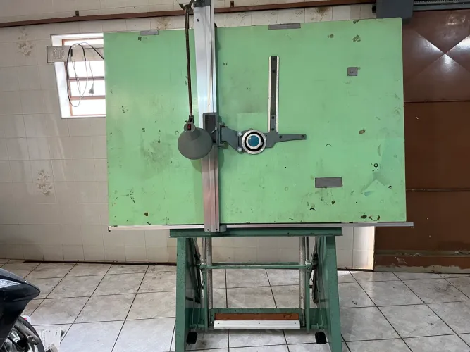 Mesa projetista 