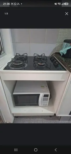 Cooktop + gabinete + forno microondas