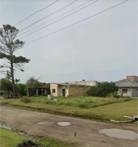 Terreno próximo ao mar