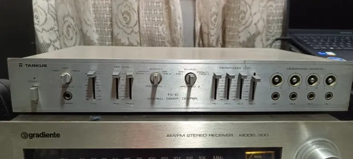 Mixer Tarkus Tx-10 Slim Ótimo Estado Funcionando Leia O Anuncio