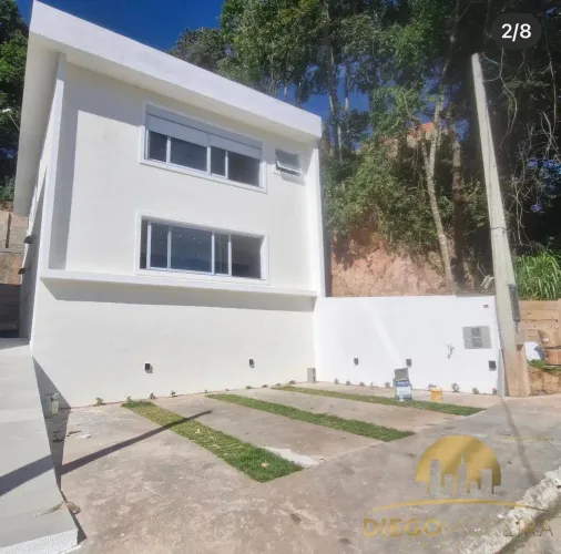 Casa à venda em Mairiporã dentro de condomínio