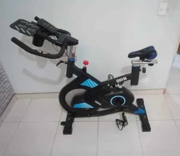 Bicicleta Ergométrica Odin Fit para Spinning Mecânica Roda de Inércia 13kg VMAX