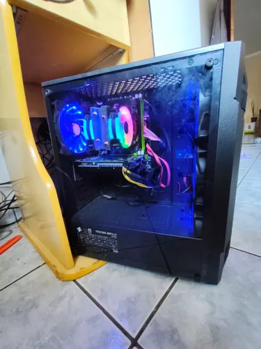 Vendo Pc de entrada