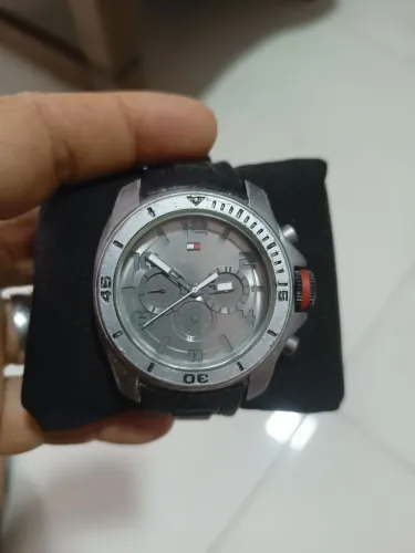 RELÓGIO DA TOMMY HILFIGER 