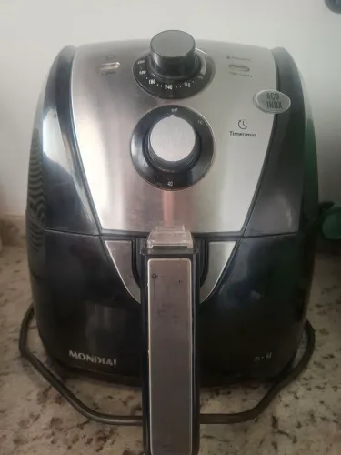 Airfryer mondial usada 4 litros 127v