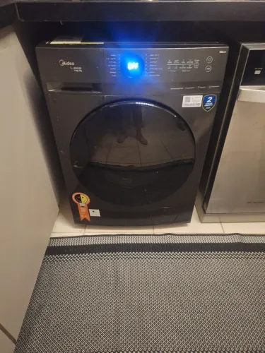 Máquina lava e seca mideia