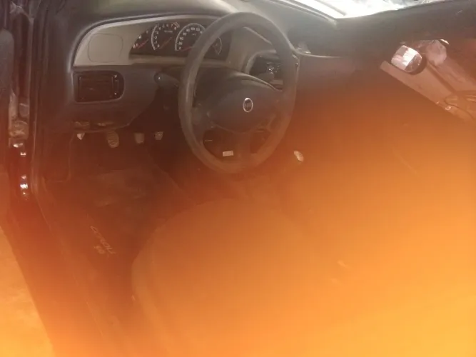Fiat Palio ELX 1.0 MPI Fire 16V 4P (25 Anos) 2001