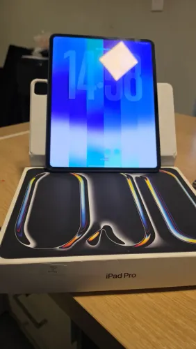 Oportunidade: iPad Pro M4 de 13" em estado de novo e na garantia Apple!
