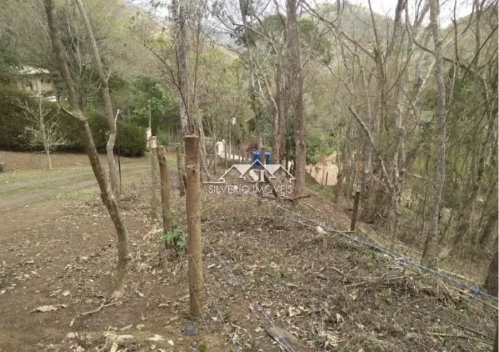 Terreno- Petrópolis, Araras