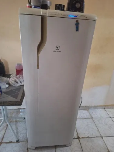 Geladeira Electrolux