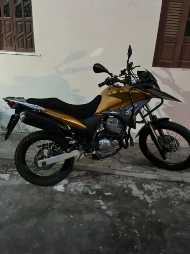 Xre 300 2011