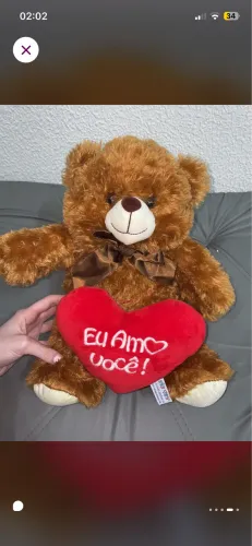 Urso de pelúcia e coração 