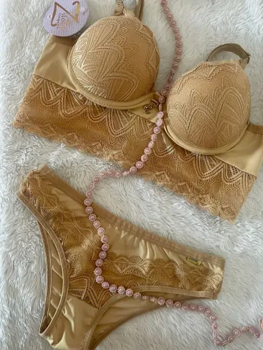 Conjunto de lingerie.