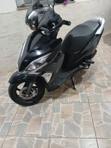 Vendo moto Honda elite