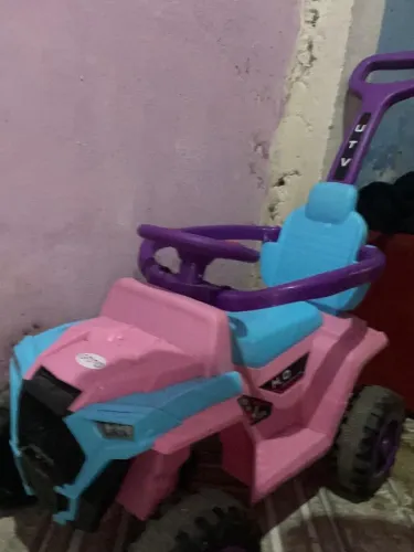 Carrinho infantil de menina