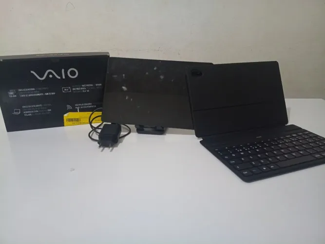 Tablet VAIO TL10 4GB RAM 128GB tela 10,4" com teclado magnético de conexão inteligente
