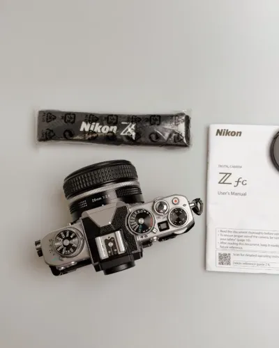 Nikon Z fc + lente NIKKOR Z 28mm f/2.8