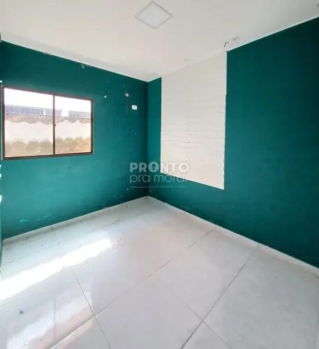 Casa de Condomínio com 3 quartos em Vila Torres Galvão