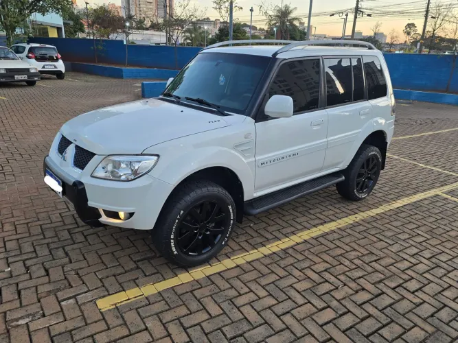 Mitsubishi Pajero TR4 2.0/ 2.0 Flex 16V 4X4 Aut. 2011