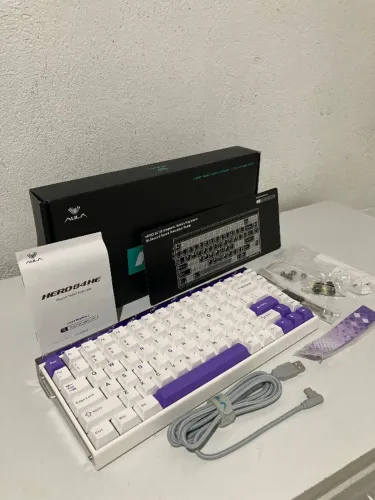 Teclado Aula Hero 84HE - NOVO