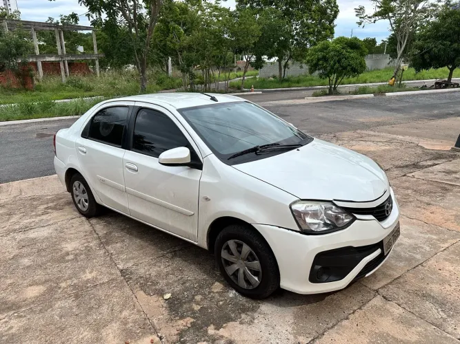 Toyota Etios XS Sedan 1.5 Flex 16V 4P Aut. 2018