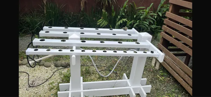 Mini bancada de hidroponia 