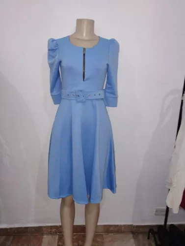 Vestido Azul Com Cinto Ferrarelli Elegante - Tamanho M - NOVO<br>Descrição: