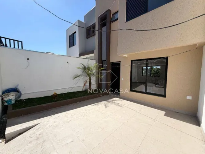 Casa geminada com 3 dormitórios à venda, 141 m² por R$ 810.000 - Santa Amélia - Belo Horiz