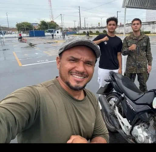 CNH BRASIL. TIRE SUA HABILITAÇÃO COM QUEM ENTENDE DO ASSUNTO INSTRUTOR RAILSON.