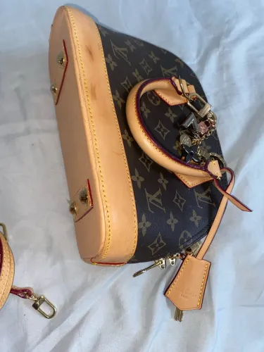 Bolsa Louis Vuitton Alma BB