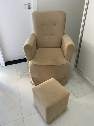 Poltrona de amamentação