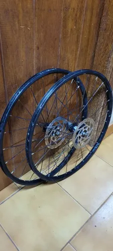 Rodas Mavic Cross Rider Aro 26" (24 raios)